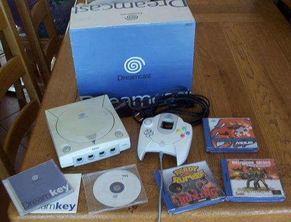 http://idata.over-blog.com/0/01/53/72/brocante/dreamcast.jpg