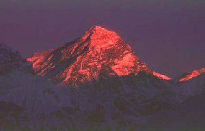 pink-color-mount-everest-at-sunset.jpg