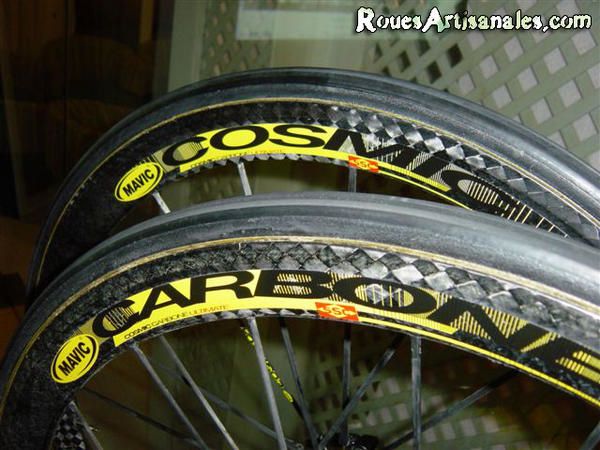 Mavic Cosmic Carbon Ultimate [en] - Roues Artisanales - Bike tech magasine  - handbuilt wheels boutique