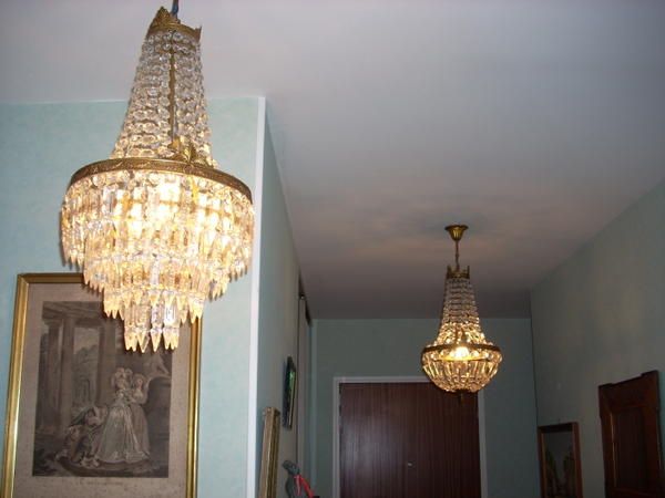 Nouveaux lustres chez mes parents ...bonheurs quotidiens...lol Désign Couloir Lustres