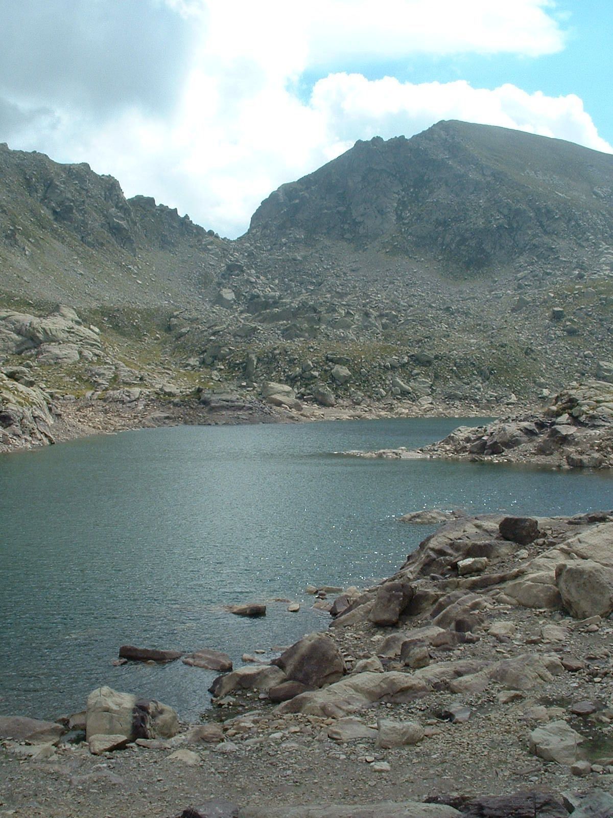 Photo paysage - lac de montagne