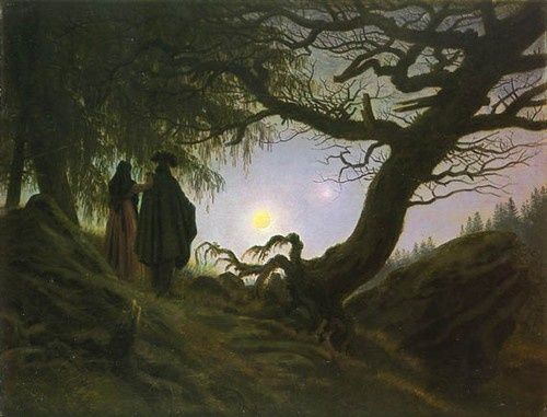 Homme et femme regardant la lune