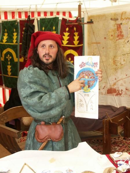 http://medieval-moyen-age.net nombreux articles sur le monde médiéval, l'histoire du moyen-âge, les recettes de cuisine, les proverbes et mots du moyen-âge, les légendes...