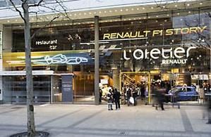 L'Atelier Renault sur les champs Elysées à Paris