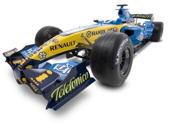 Trulli sur Renault en 2004 avait réussit à stopper les victoires consécutives de Schumacher, Renault en 2005 a fait de même