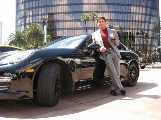 Sylvester Stallone vend sa Porsche Panamera