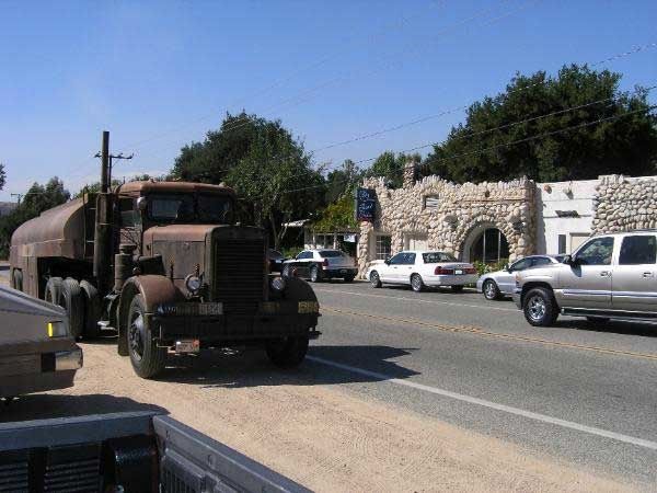 peterbilt-resto-le-chene-chuck-cafe