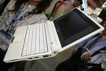 asus-Eee-img-7668.jpg