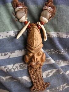 abine-Collier-lifou.JPG