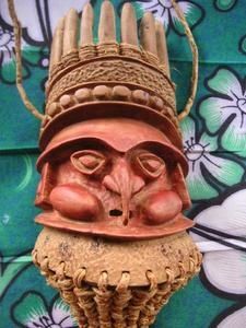 abine-lifou-collier--kanak.JPG