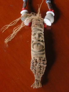 habine-collier-langue_2.jpg