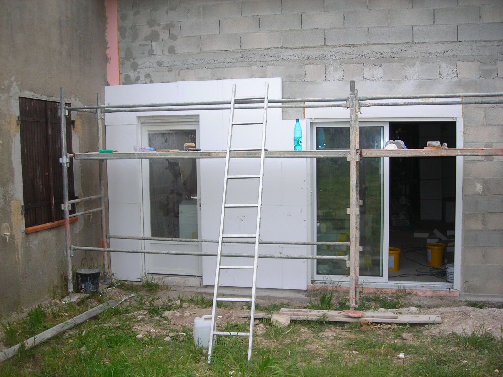 Lancement de l'isolation thermique extérieure : pas évident -  Autoconstruction Autoconstruire sa maison