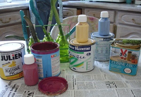 r--cup-de-peinture-001.jpg