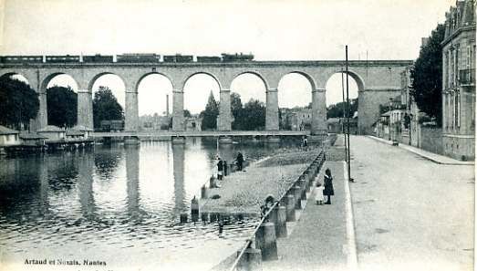viaduc-de-Laval-carte-postale-1900095.jpg