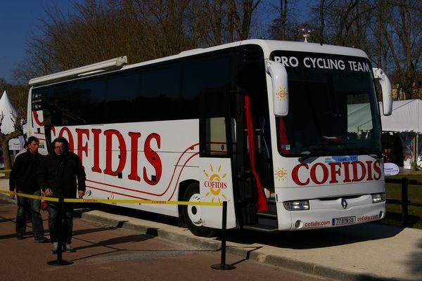 Véhicules équipe Cofidis 2010 Véhicules équipe Cofidis 2010