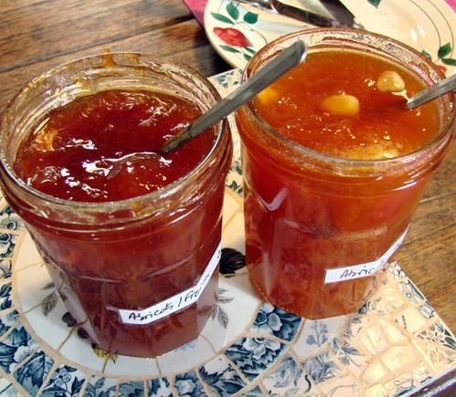 pot-confiture-abricot.jpg