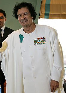 220px-Muammar_al-Gaddafi-2-30112006.jpg