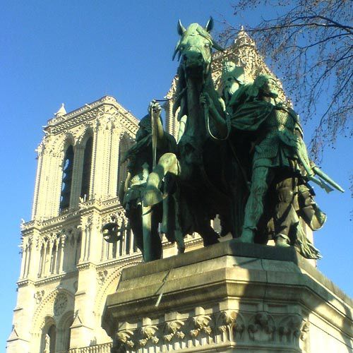 Sculpture Charlemagne à cheval