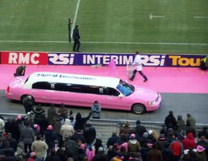 Stade de France, limousine rose