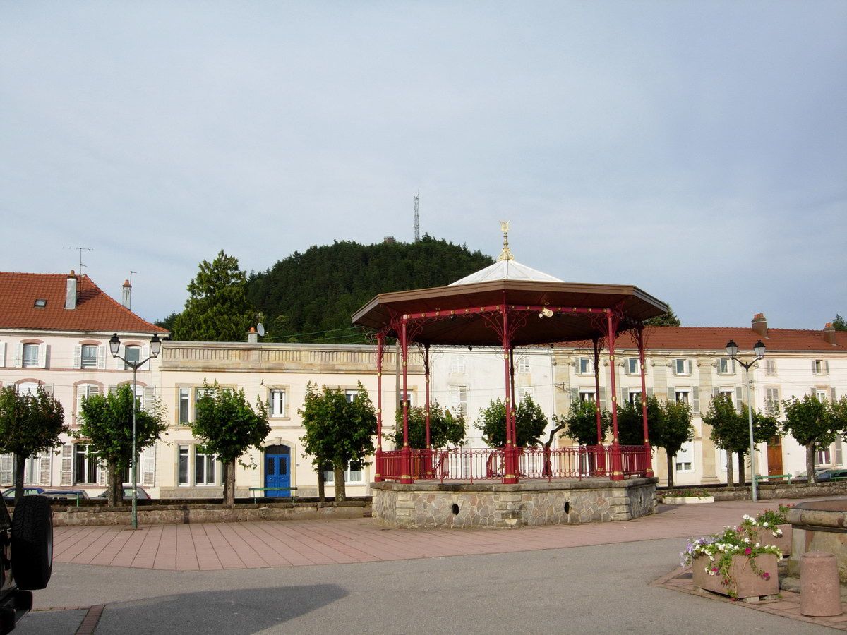 Photographies de la Place Stanislas et de ses abords.
Photographies de l'Office du Tourisme Vallons des Vosges