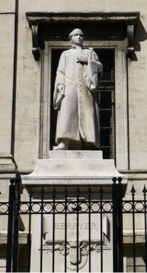 Berryer statue