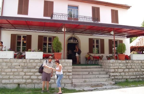 792---Montenegro---seconde-excursion---le-resto.jpg