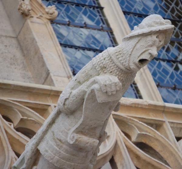 789---Rouen---les-petits-details---gargouille-humaine-1.jpg