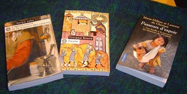 Lecture---pour-mai-juin---un-peu-different-et-medieval.jpg