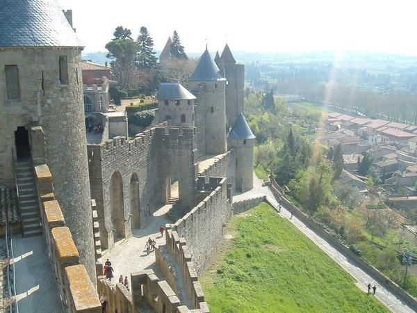 137---Visite-dans-et-autour-de-la-cit-----Carcassonne---Avril-2007.JPG