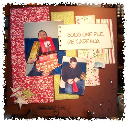 sous une pile de cadeaux
