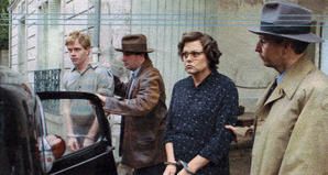 En 1949, arrestation de Marie Besnard (Magistralement Interprètée parMuriel Robin dans le téléfilm des "lundi" 25/09/ & 02/10/2006)