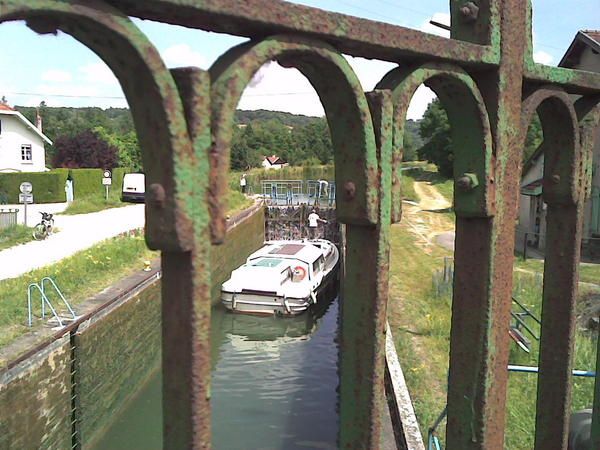 Balade-Canal-Marne-au-Rhin-06-2007-capt-POPIETTE--48-.jpg