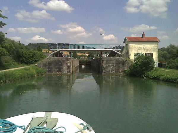 Balade-Canal-Marne-au-Rhin-06-2007-capt-POPIETTE--60-.jpg