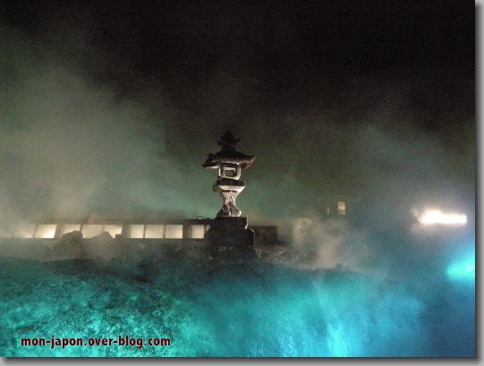Kusatsu-Yubatake-nuit-2.jpg