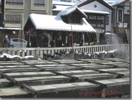 Kusatsu-yubatake-3.jpg