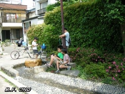 enfants-rigole-1.jpg