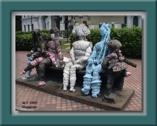 singapour-statue-copie-1.jpg