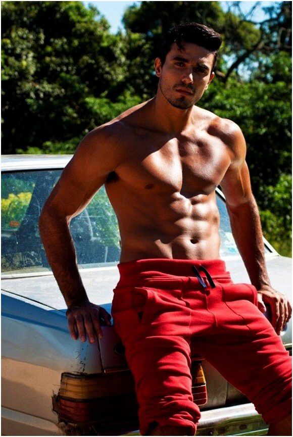 Are Lucas gil model think Lucas gil model theme interesting
