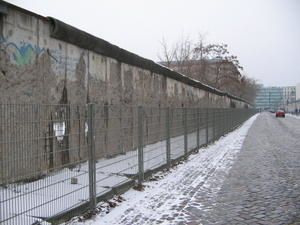 Mur-de-Berlin.JPG