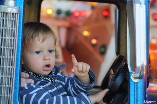 Tristan-Fete foraine-Brocante de Cauvigny-manege