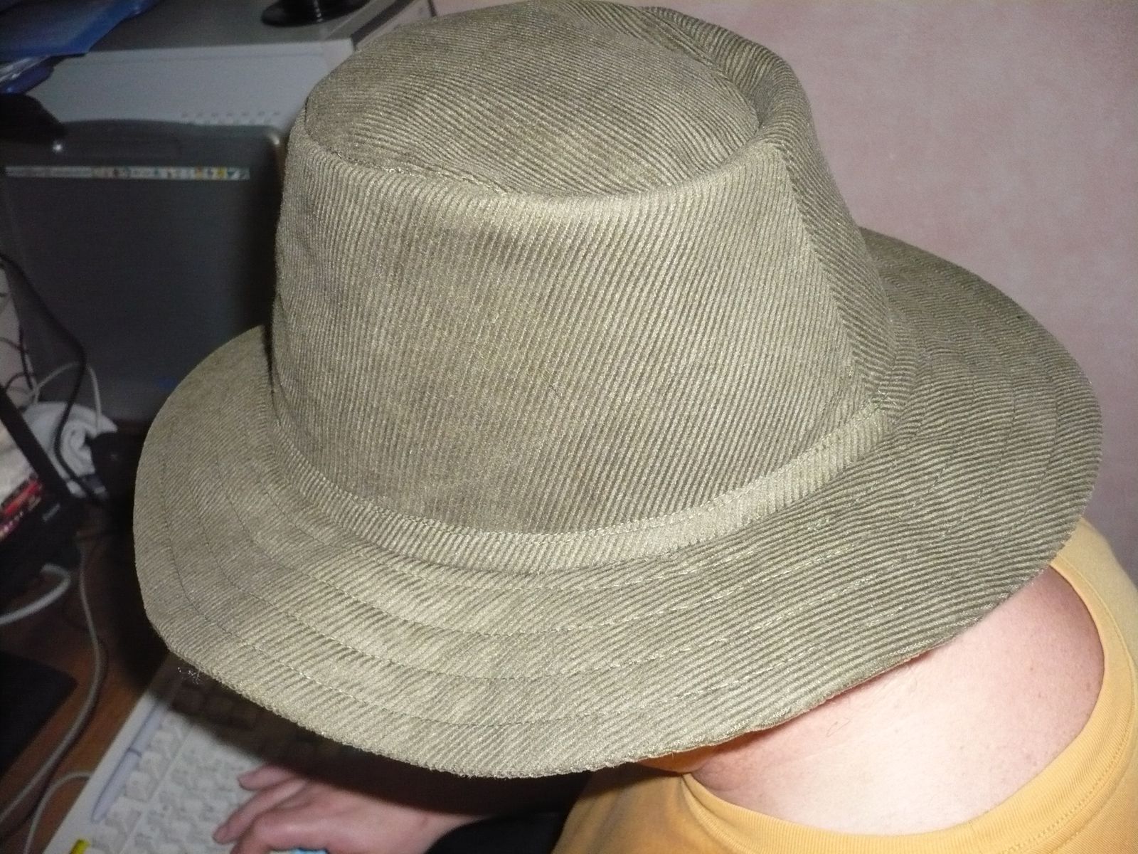 Je travaille du chapeau - Albumatc