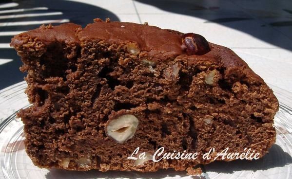 Gâteau chocolat / café / noisettes .ou comment se remonter le moral quand il pleut!