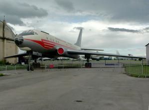 Tu-104.jpg