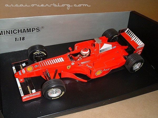 1-18 Ferrari F300 Irvine Minichamps 1