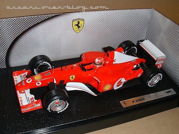 1-18 Ferrari F2002 Schumacher Hot Wheels 1