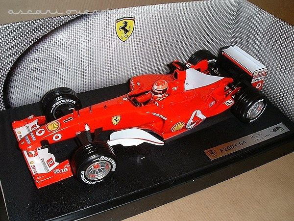 1-18 Ferrari F2003 GA Schumacher 1ere version Hot Wheels 1