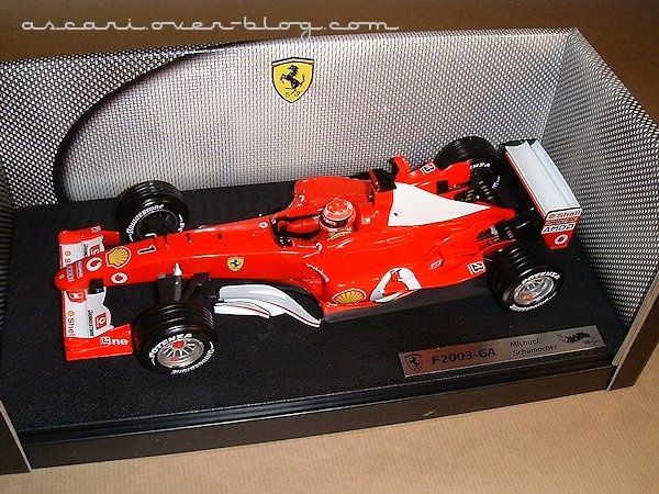 1-18 Ferrari F2003 GA Schumacher Hot Wheels 1