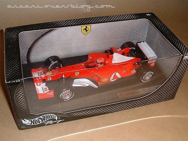 1-18 Ferrari F2003 GA Schumacher Hot Wheels