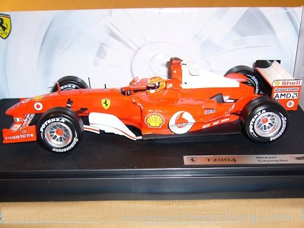 1-18 Ferrari F2004 Schumacher Hot Wheels 2