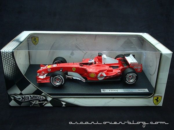 1-18 Ferrari F2005 num 2 Barrichello 02